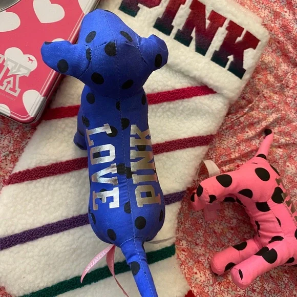 VICTORIAS SECRET: PINK BUNDLE - Picture 2 of 10